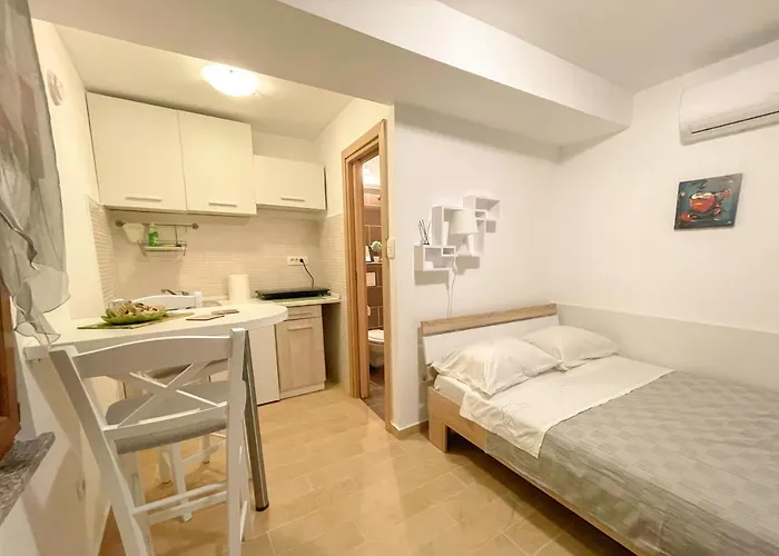 公寓 Veronica Rooms,